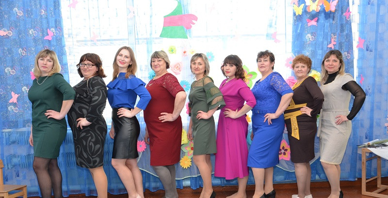 Вітаємо з 8 Березня!