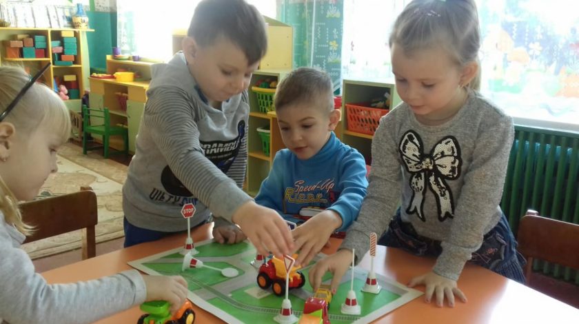 Про безпеку дбати вчаться дошкільнята!